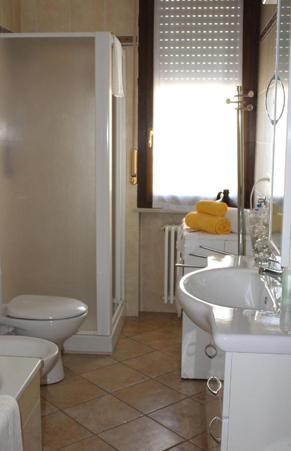 B. & B. Nabucco Bed & Breakfast Parma Eksteriør bilde